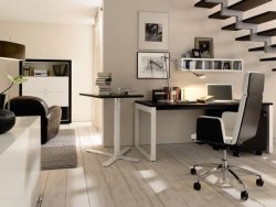 Organizzare l'ufficio in casa ritagliando spazio in sala
